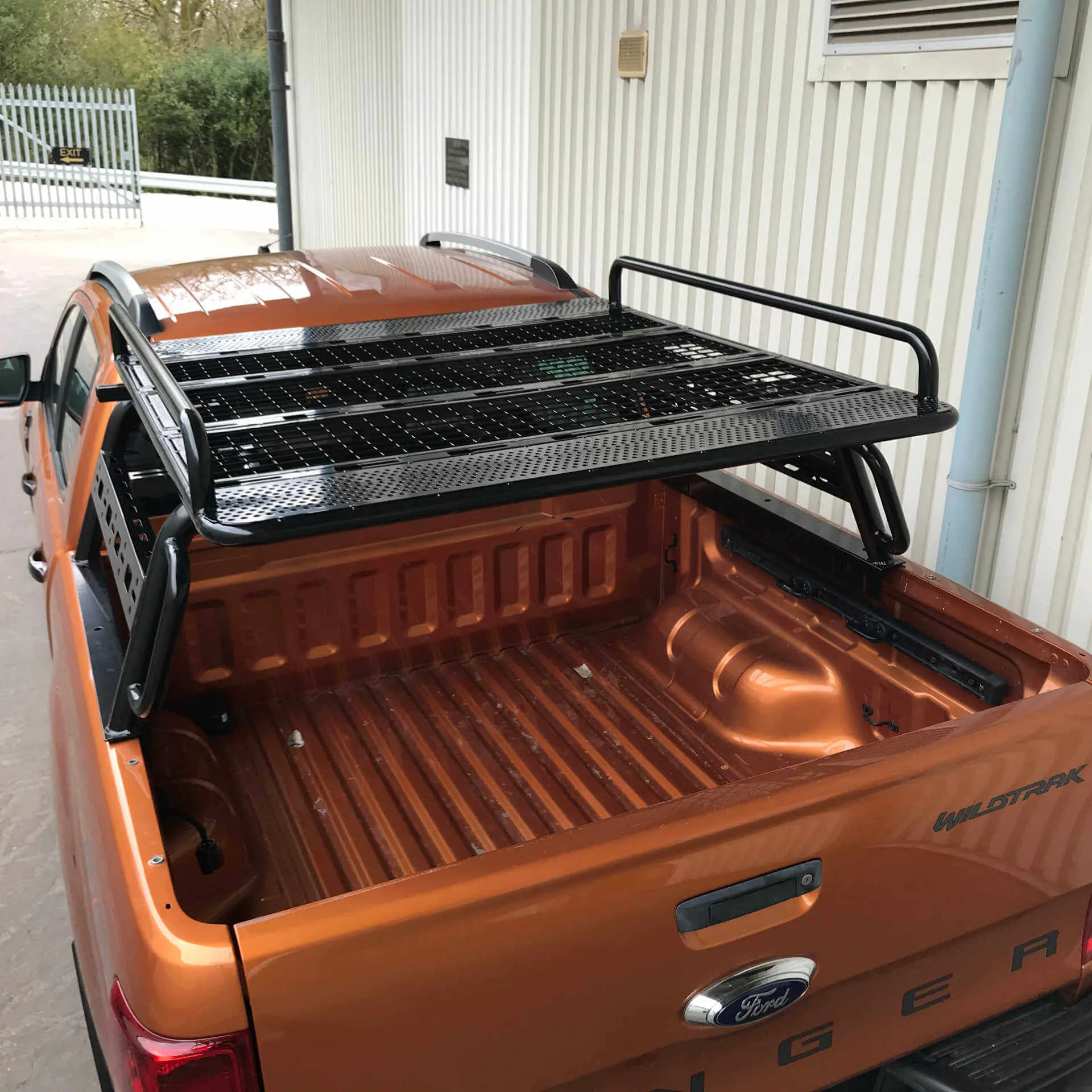 Adjustable Load Bed Cargo Frame with Side Rail Rack for Isuzu D-Max 2012-2020