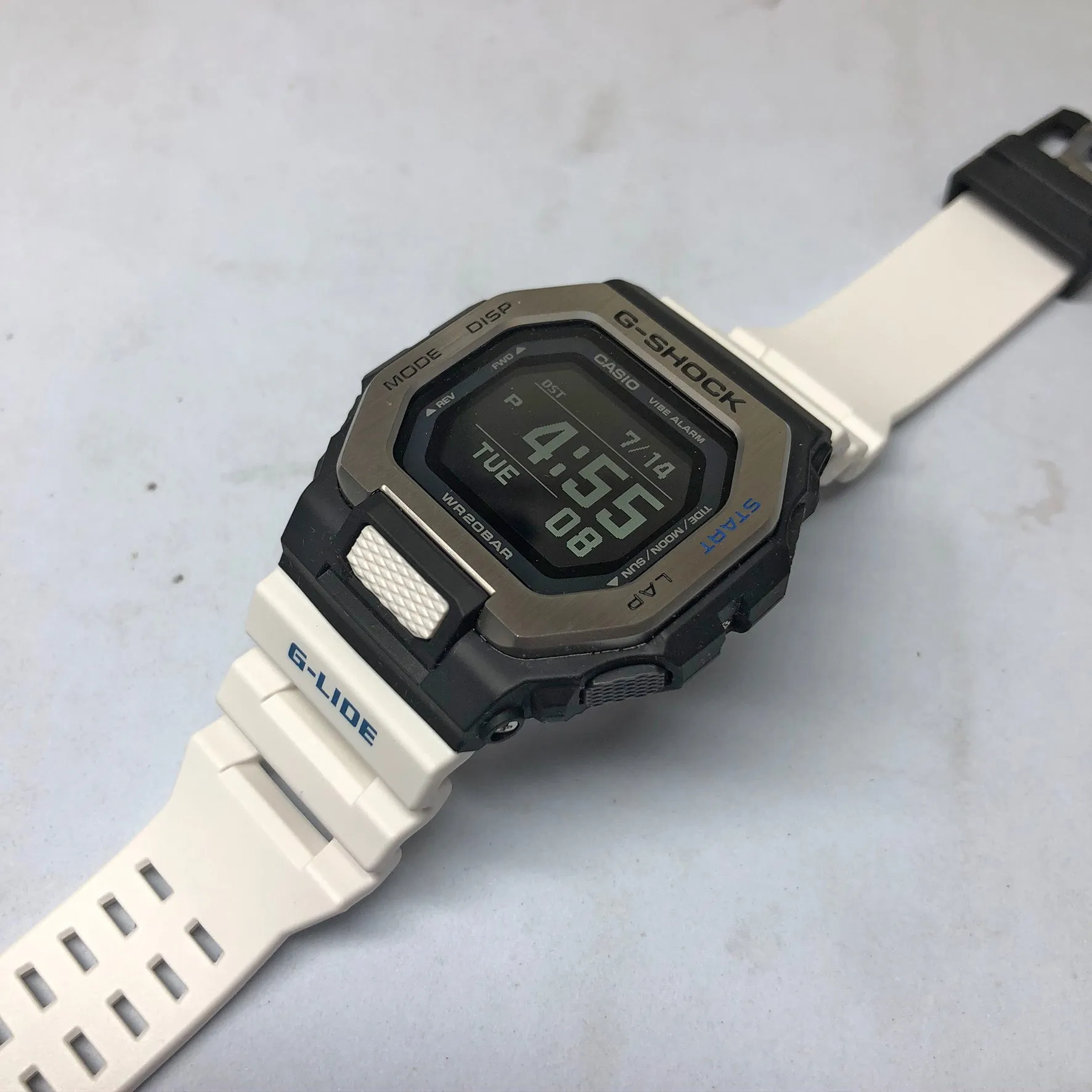 Casio G-SHOCK G-LIDE GBX-100-7 White Surfer Men's Tide Watch