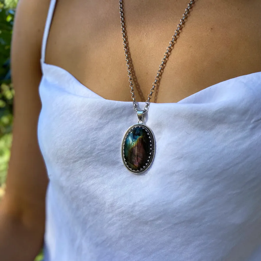 Labradorite Pendant - Anjali