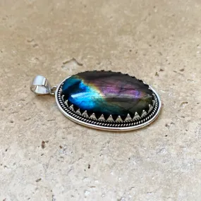 Labradorite Pendant - Anjali