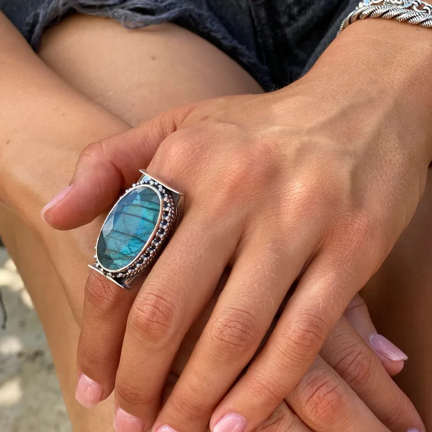 Labradorite Ring - Devani