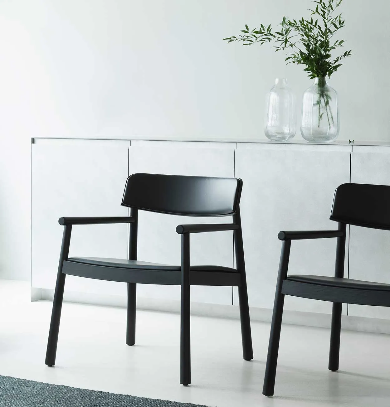 Normann Copenhagen Timb Lounge Armchair Upholstery Black/Black Leather